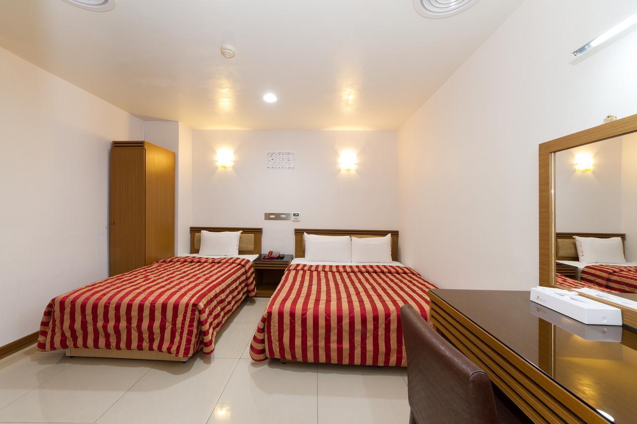 Songshan Hotel Kaohsiung Esterno foto